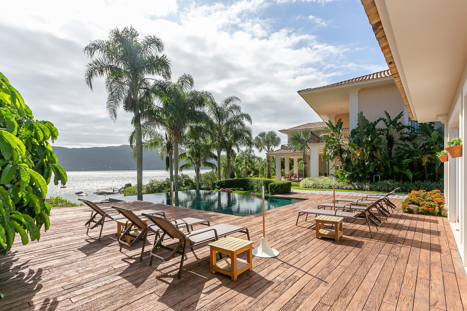 Luxury Homes in Floripa for Sale Discover Stunning Properties